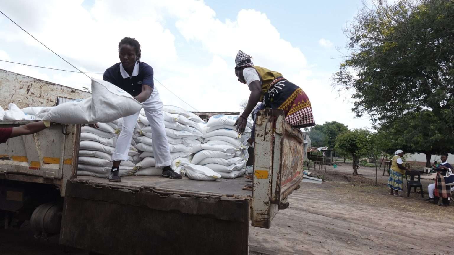 Tzu Chi Moçambique vai doar 80 toneladas de arroz para famílias afectadas pelo terrorismo em Nampula